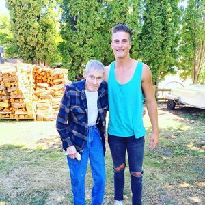 Meet your Posher, Brandon